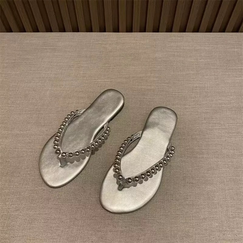 Nouvelles tongs d'été 2026 pou - Street Fashion Walk avis et prix