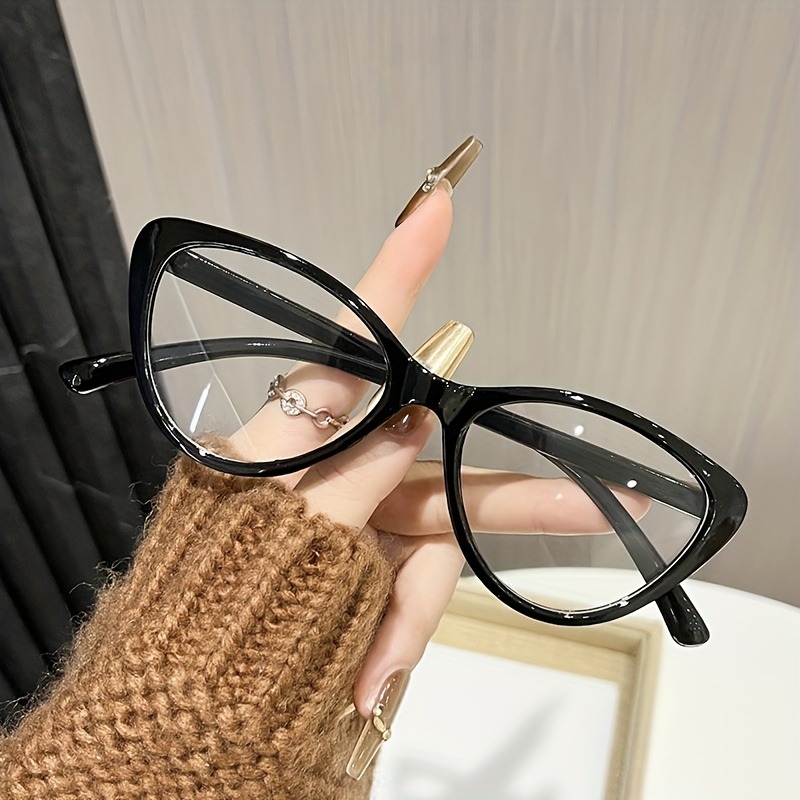 Lunettes de mode œil-de-chat p - Street Fashion Photography avis et prix