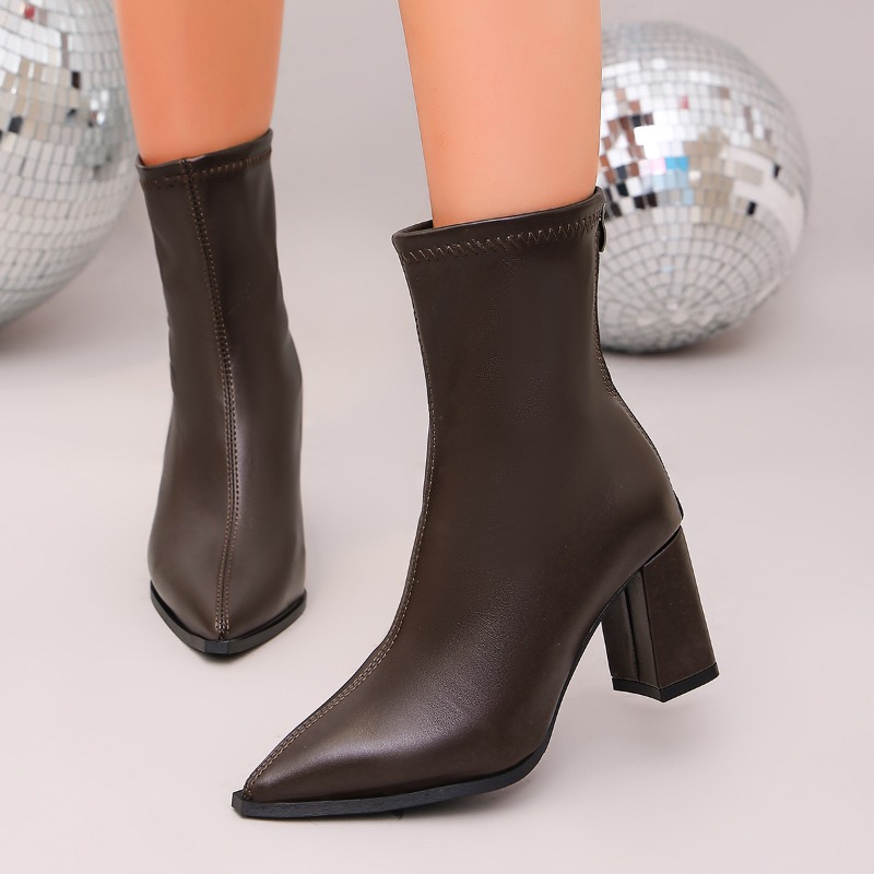 Nouvelles Bottes Chelsea Confo - Street Fashion Walk avis et prix